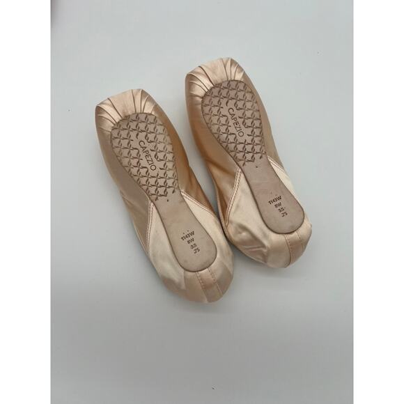 CAPEZIO "Ava" #3.5 Strong Shank Pointe Shoe (US 8 Wide) NWT - Picture 6 of 9